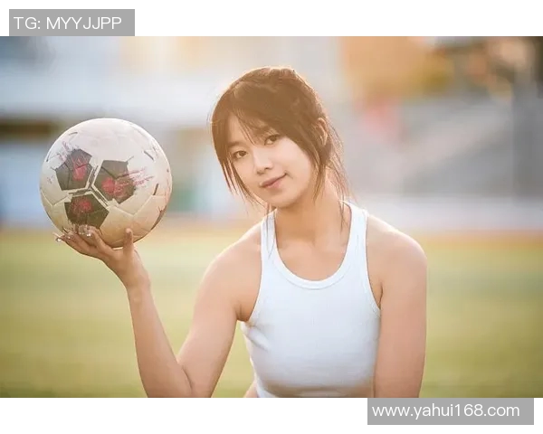 足球宝贝回归绿茵场，助威视频突破百万播放